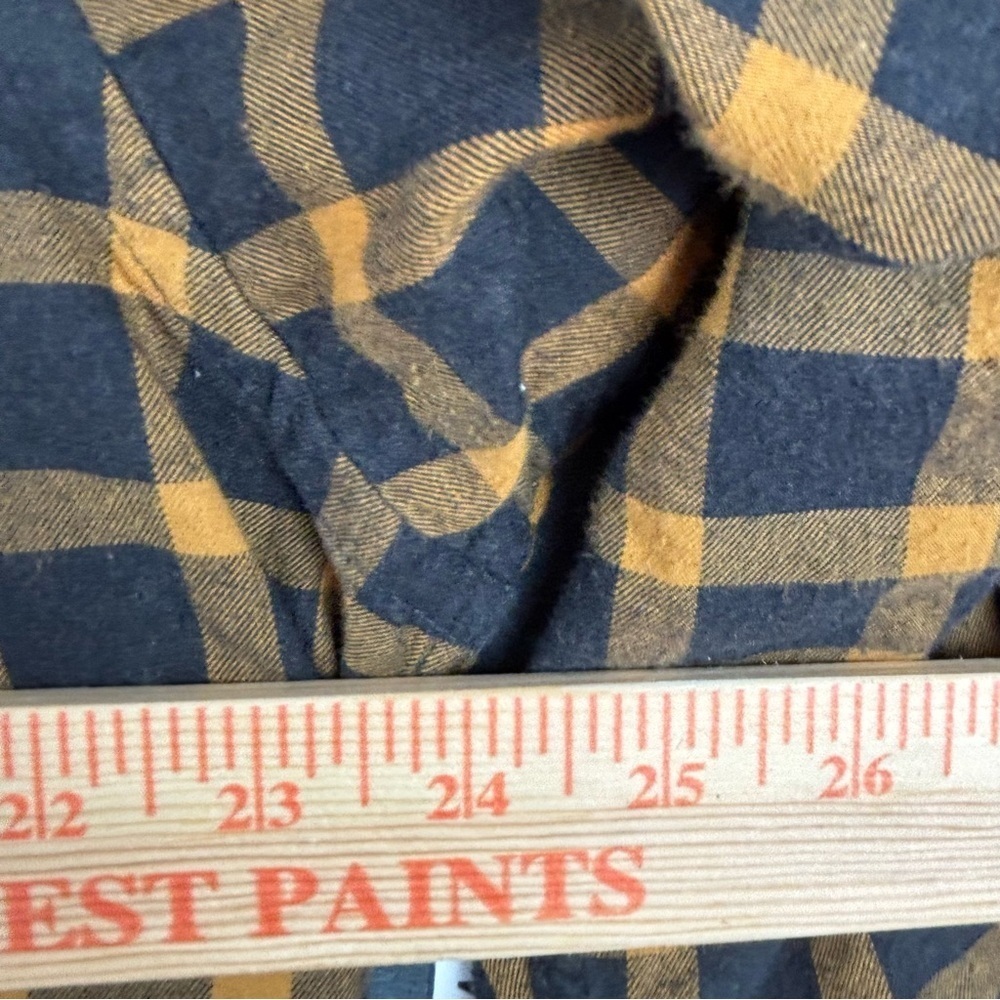 Patagonia Men’s Long Sleeve Pima Cotton Worn Wear plaid shirt - Picture 3 of 8